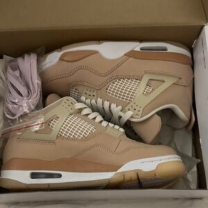 Size 6 Jordan Retro 4